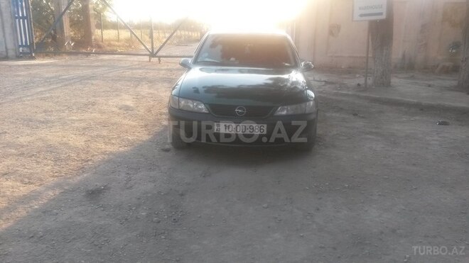 Opel Vectra 1997, 210,000 km - 2.0 l - Sumqayıt