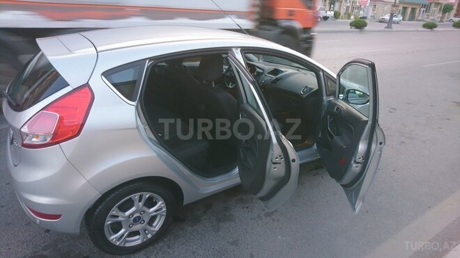 Ford Fiesta 2014, 85,000 km - 1.6 л - Bakı