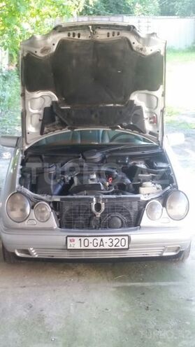 Mercedes E 320 1998, 63,000 km - 3.2 l - Zaqatala
