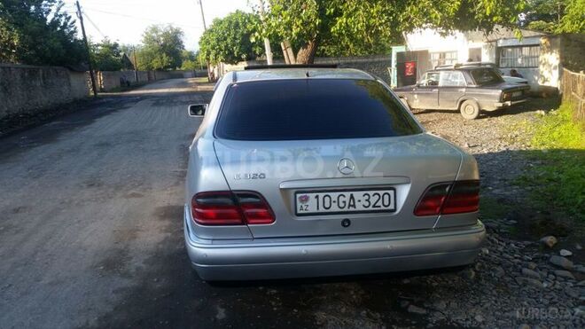 Mercedes E 320 1998, 163,000 km - 3.2 l - Zaqatala