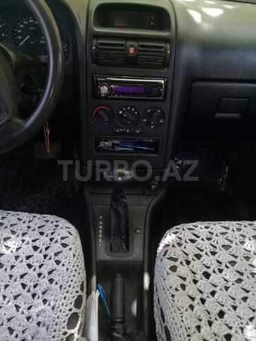 Opel Astra 2000, 360,000 km - 1.6 l - Bakı