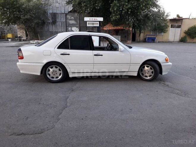 Mercedes C 230 1997, 170,855 km - 2.3 л - İmişli