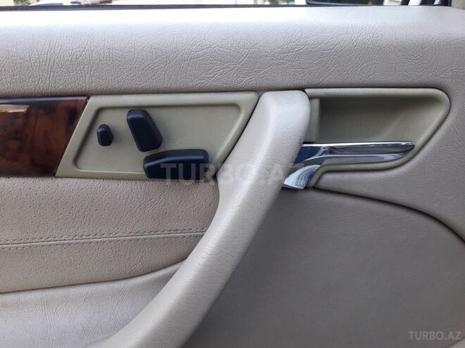 Mercedes C 230 1997, 170,855 km - 2.3 л - İmişli