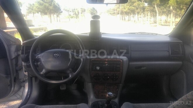Opel Vectra 1997, 423,000 km - 2.0 л - Bakı