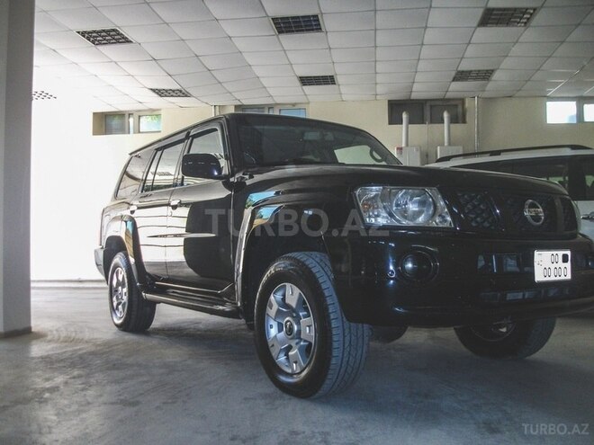 Nissan Patrol 2007, 221,000 km - 4.8 l - Bakı