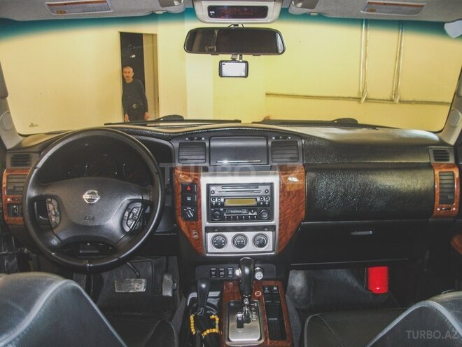 Nissan Patrol 2007, 221,000 km - 4.8 l - Bakı