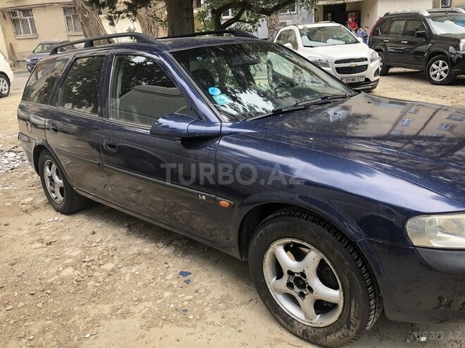 Opel Vectra 1999, 270,000 km - 2.0 l - Bakı