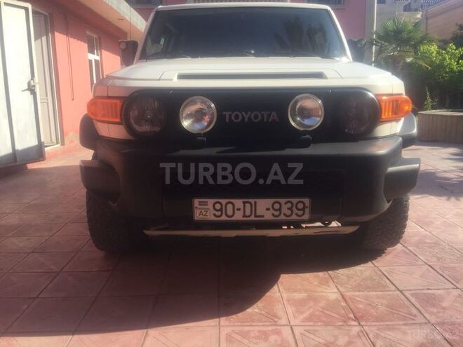 Toyota FJ Cruiser 2008, 98,000 km - 4.0 l - Bakı