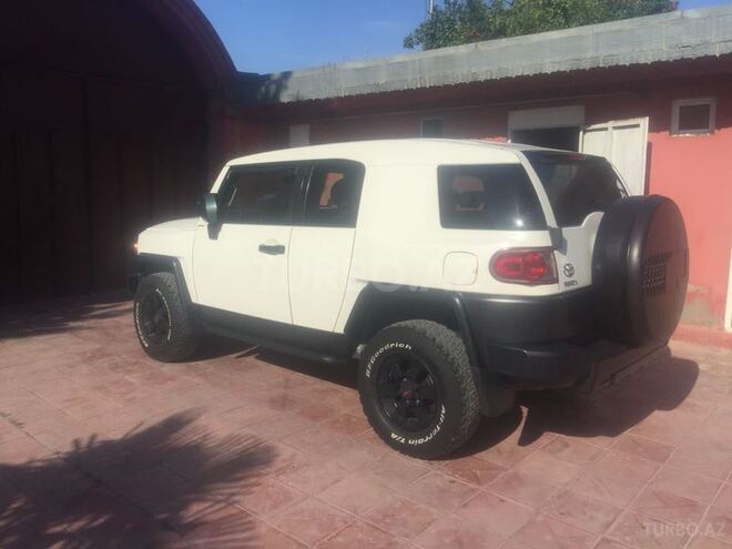 Toyota FJ Cruiser 2008, 98,000 km - 4.0 l - Bakı