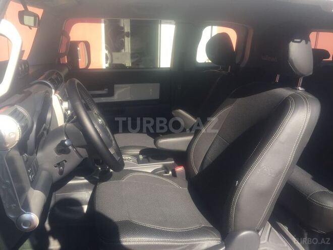 Toyota FJ Cruiser 2008, 98,000 km - 4.0 l - Bakı