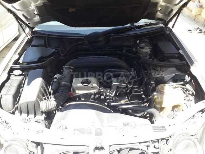 Mercedes E 220 1998, 320,000 km - 2.2 l - Bakı