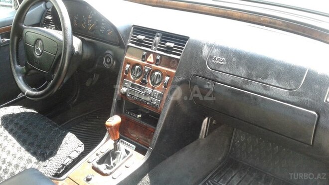 Mercedes C 180 1996, 290,000 km - 1.8 л - Bakı