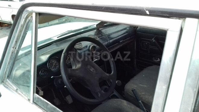LADA (VAZ) 2106 1984, 185,000 km - 1.3 l - Sabirabad