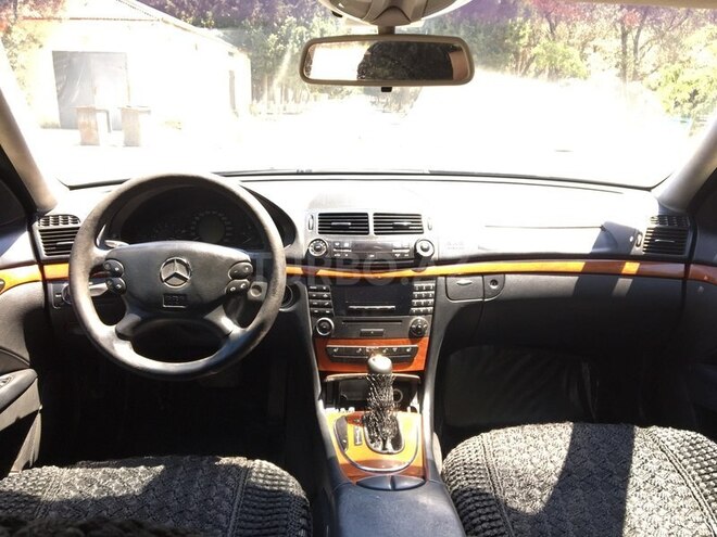 Mercedes E 220 2007, 210,000 km - 2.2 l - Sumqayıt