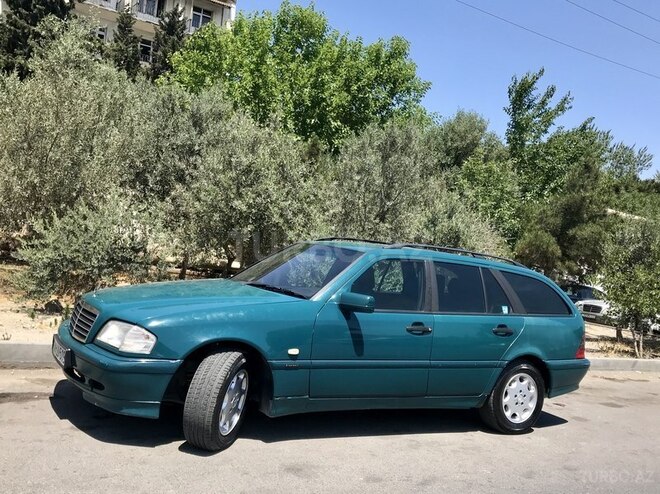 Mercedes C 200 2000, 380,000 km - 2.0 l - Bakı