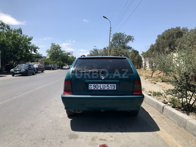 Mercedes C 200 2000, 380,000 km - 2.0 l - Bakı