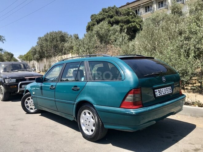 Mercedes C 200 2000, 380,000 km - 2.0 l - Bakı