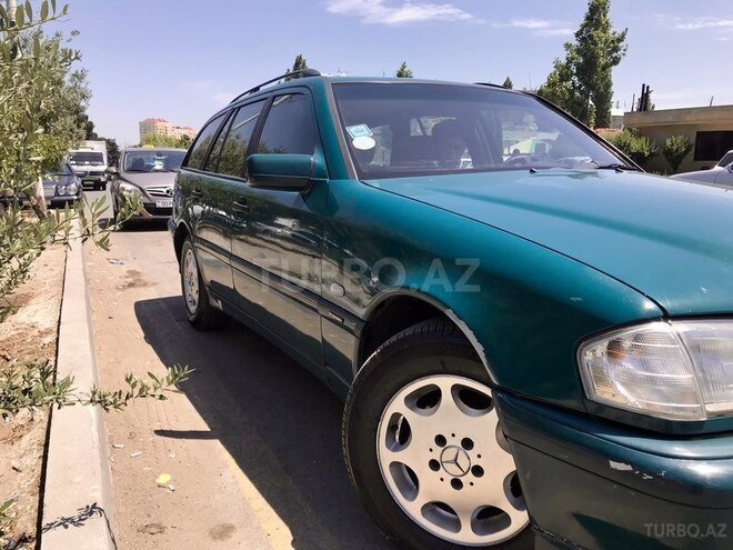 Mercedes C 200 2000, 380,000 km - 2.0 l - Bakı