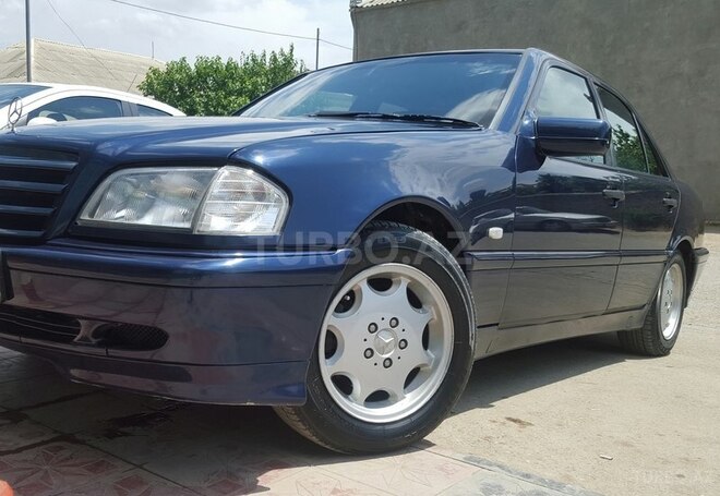 Mercedes C 200 1999, 231,000 km - 2.0 l - Gəncə