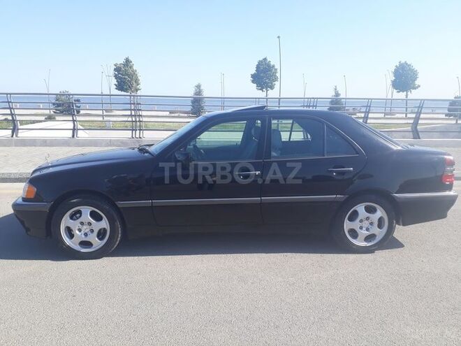 Mercedes C 230 1999, 190,000 km - 2.3 l - Bakı