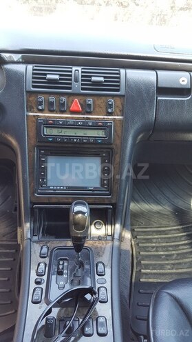 Mercedes E 320 1999, 176,000 km - 3.2 l - Bakı