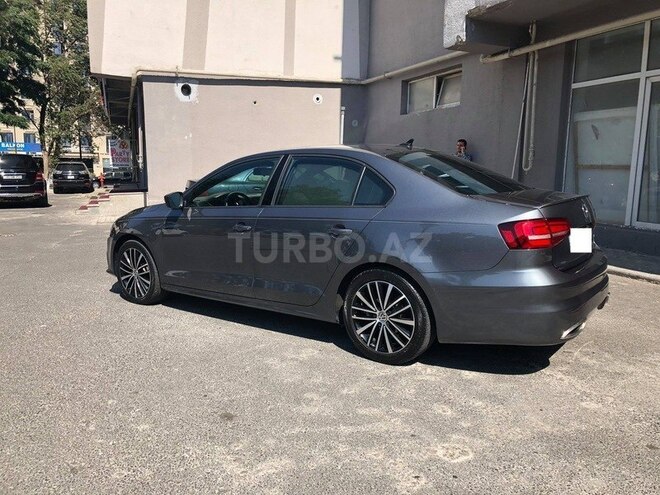 Volkswagen Jetta 2015, 55,839 km - 1.8 l - Bakı