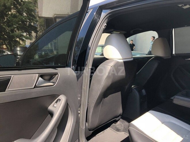 Volkswagen Jetta 2015, 55,839 km - 1.8 l - Bakı