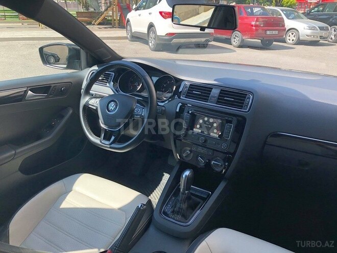 Volkswagen Jetta 2015, 55,839 km - 1.8 l - Bakı