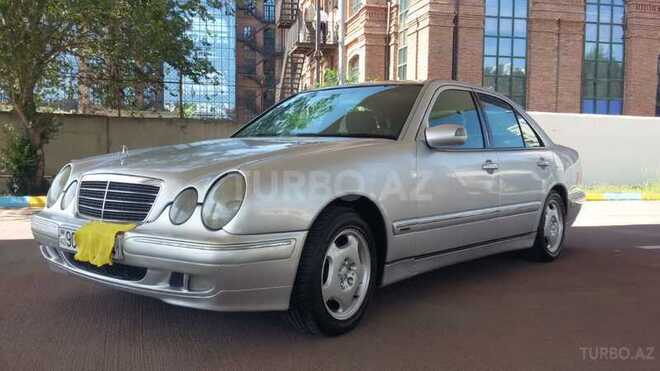 Mercedes E 220 2000, 390,000 km - 2.2 l - Bakı