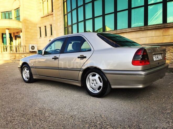 Mercedes C 180 2000, 198,240 km - 1.8 l - Bakı