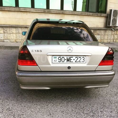 Mercedes C 180 2000, 198,240 km - 1.8 l - Bakı