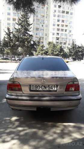 BMW 528 1997, 320,000 km - 2.8 l - Bakı