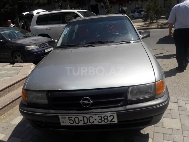 Opel Astra 1994, 186,053 km - 1.4 l - Qəbələ