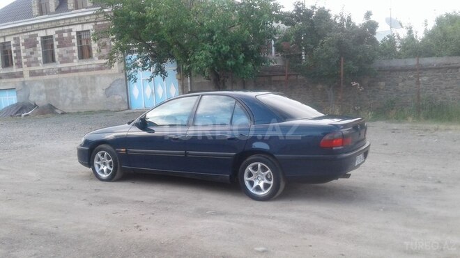 Opel Omega 1995, 369,000 km - 2.5 l - Gəncə