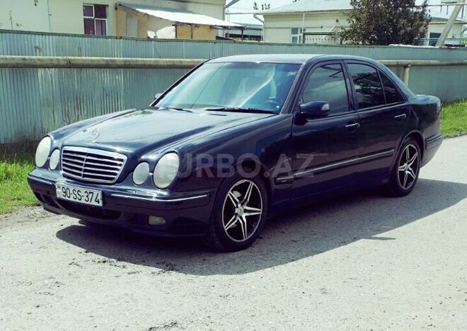 Mercedes E 220 2001, 356,400 km - 2.2 l - Bakı