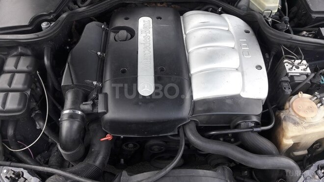 Mercedes E 220 2001, 345,700 km - 2.2 l - Bakı