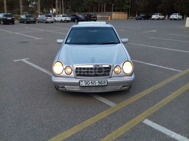 Mercedes E 320 1997, 263,000 km - 3.2 l - Siyəzən