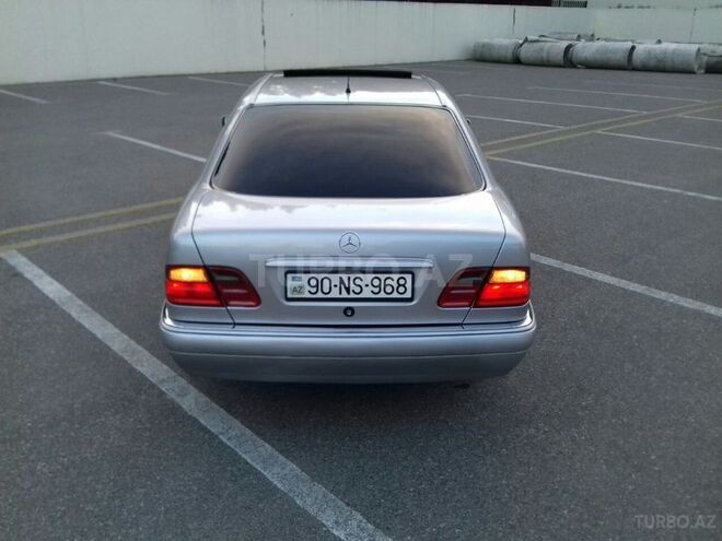 Mercedes E 320 1997, 263,000 km - 3.2 l - Siyəzən