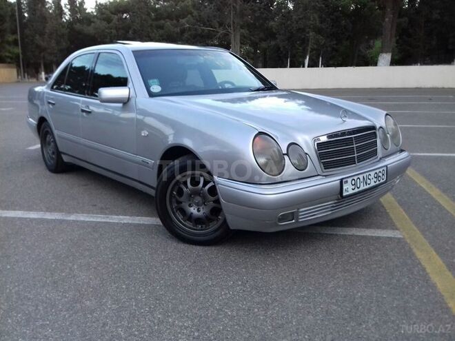 Mercedes E 320 1997, 263,000 km - 3.2 l - Siyəzən