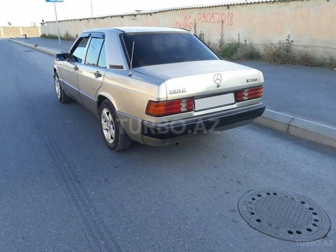 Mercedes 190 1989, 352,856 km - 2.0 l - Bakı