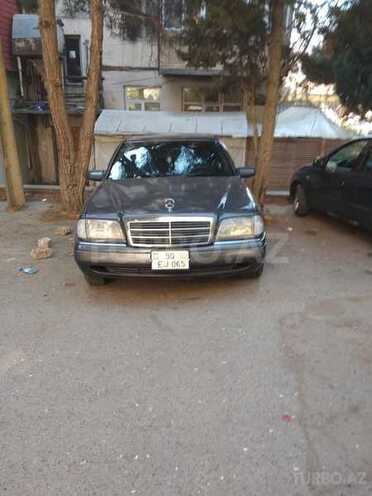 Mercedes C 180 1995, 390,000 km - 1.8 l - Bakı