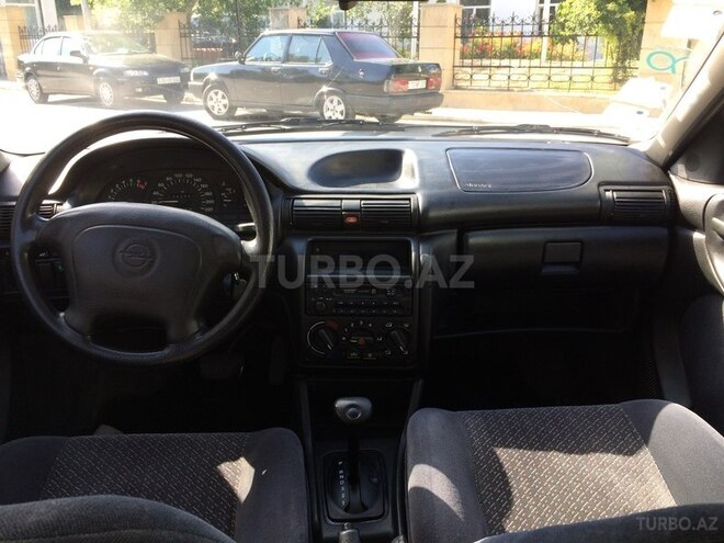 Opel Astra 1996, 343,000 km - 1.8 l - Bakı