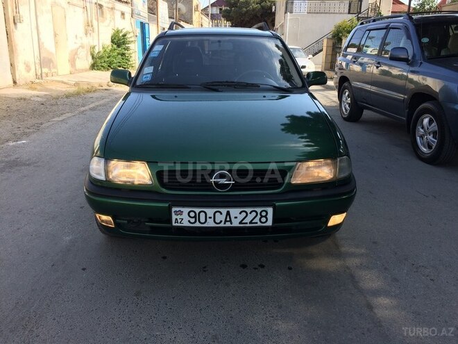 Opel Astra 1996, 343,000 km - 1.8 l - Bakı