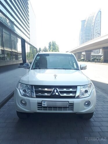 Mitsubishi Pajero 2012, 80,000 km - 3.5 л - Bakı