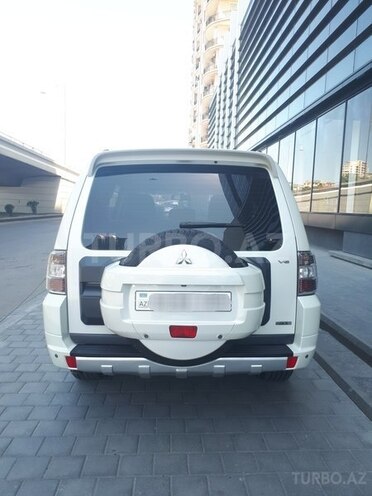 Mitsubishi Pajero 2012, 80,000 km - 3.5 л - Bakı