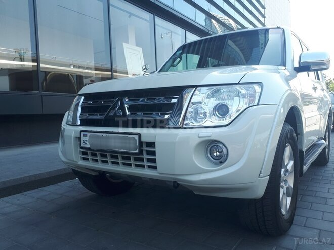 Mitsubishi Pajero 2012, 80,000 km - 3.5 л - Bakı