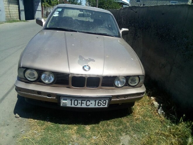 BMW 525 1988, 3,500,000 km - 0.3 l - İmişli