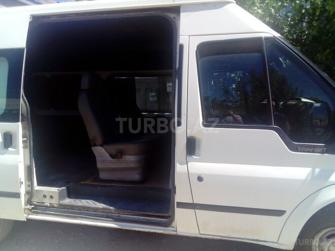 Ford Transit 2001, 380,000 km - 2.4 l - Qusar