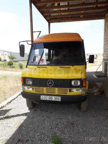Mercedes 208 D 1994, 550,000 km - 2.3 л - Gəncə