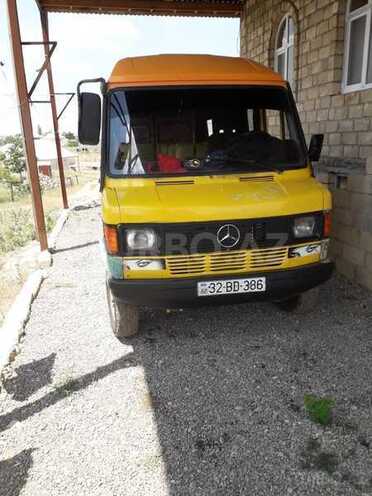 Mercedes 208 D 1994, 550,000 km - 2.3 л - Gəncə